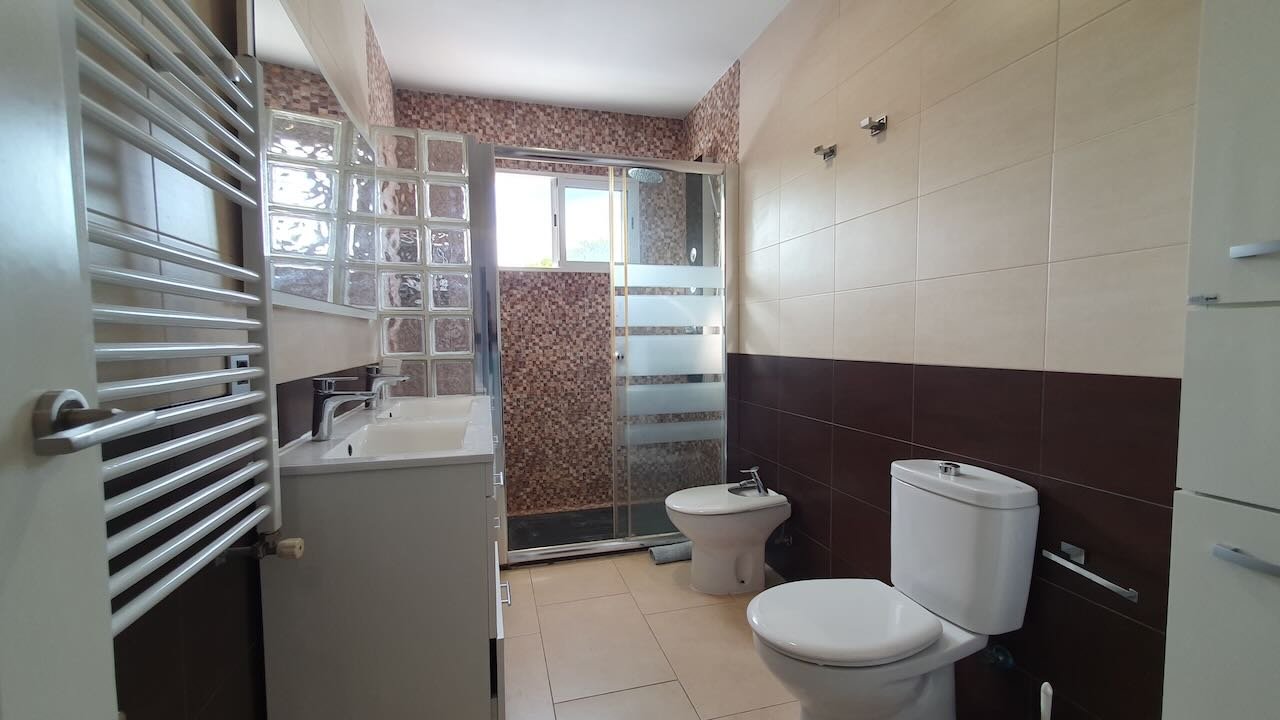 Property 2257 - Image 37