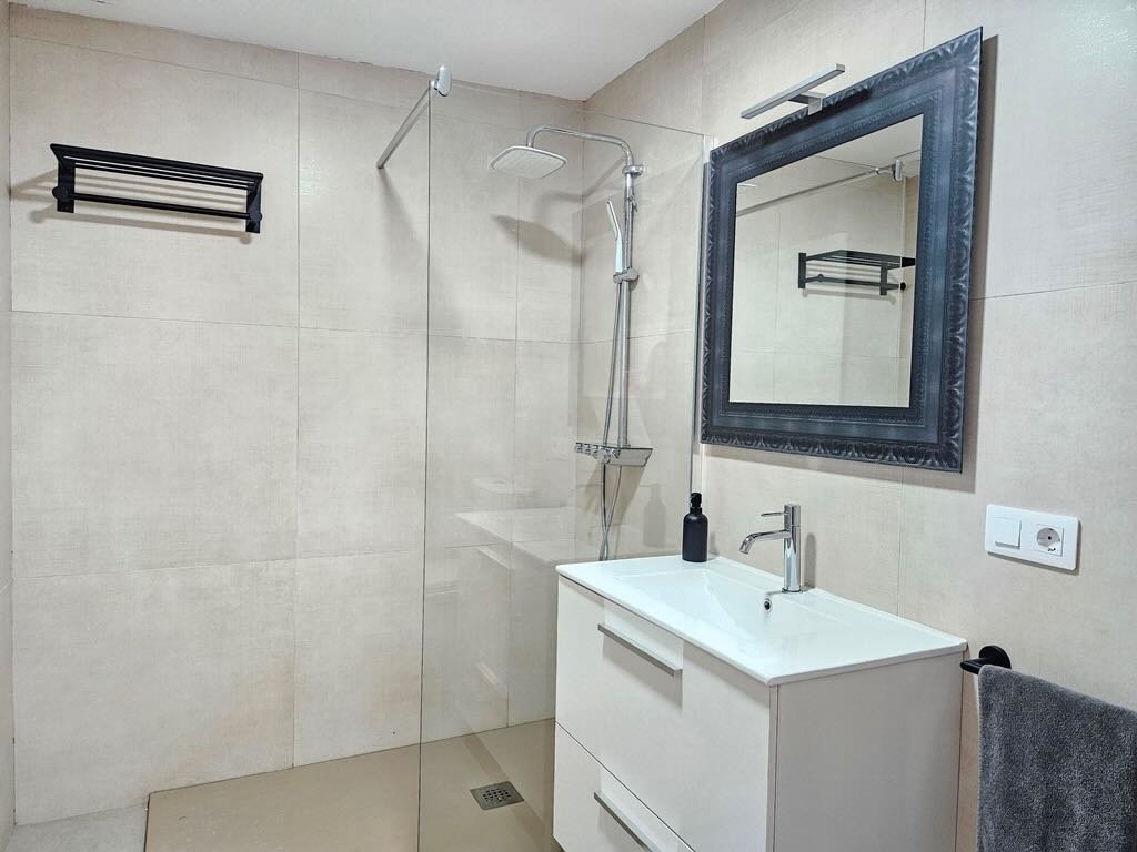 Property 2275 - Image 16