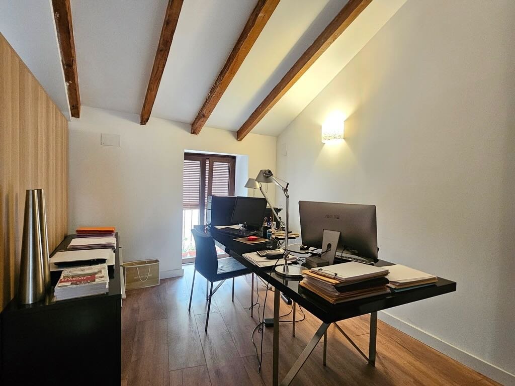 Property 2275 - Image 25