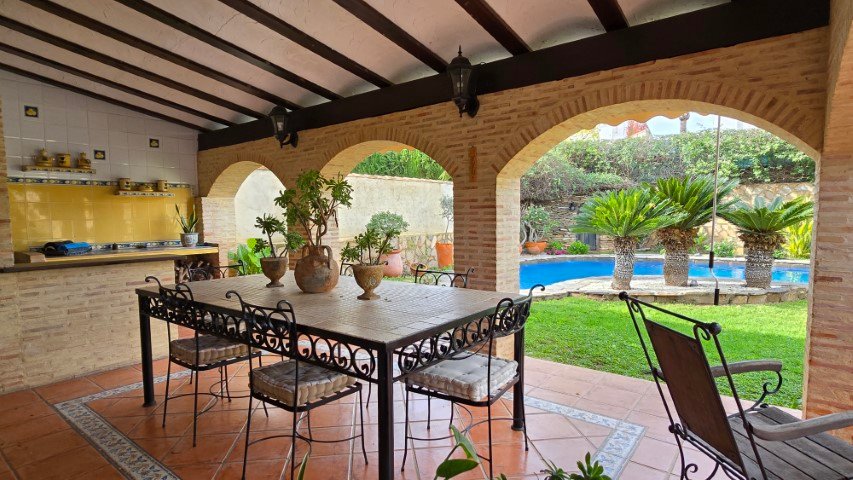 Property 2299 - Image 19