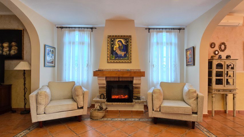 Property 2299 - Image 28