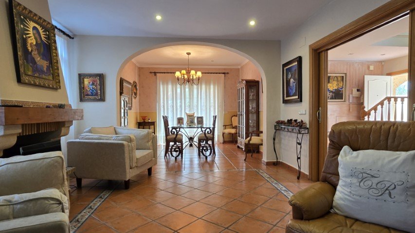 Property 2299 - Image 29