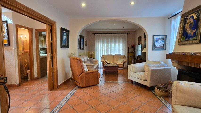 Property 2299 - Image 33