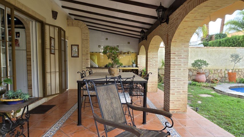 Property 2299 - Image 35