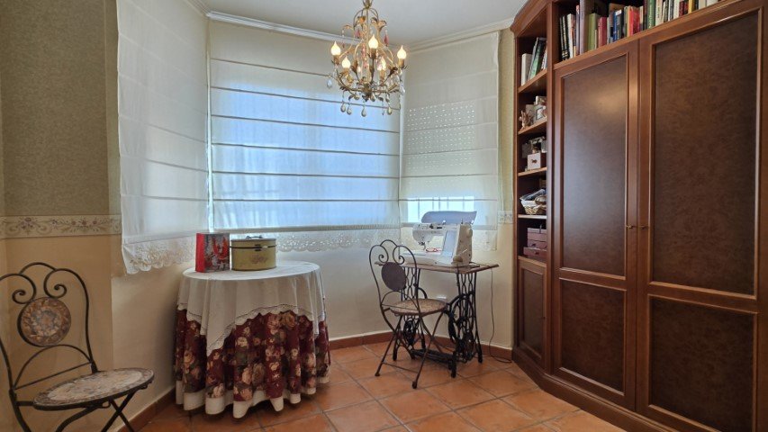 Property 2299 - Image 40