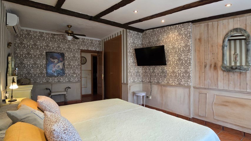 Property 2299 - Image 45