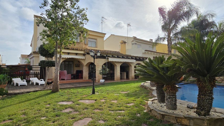 Property 2299 - Image 14