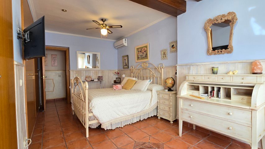 Property 2299 - Image 50