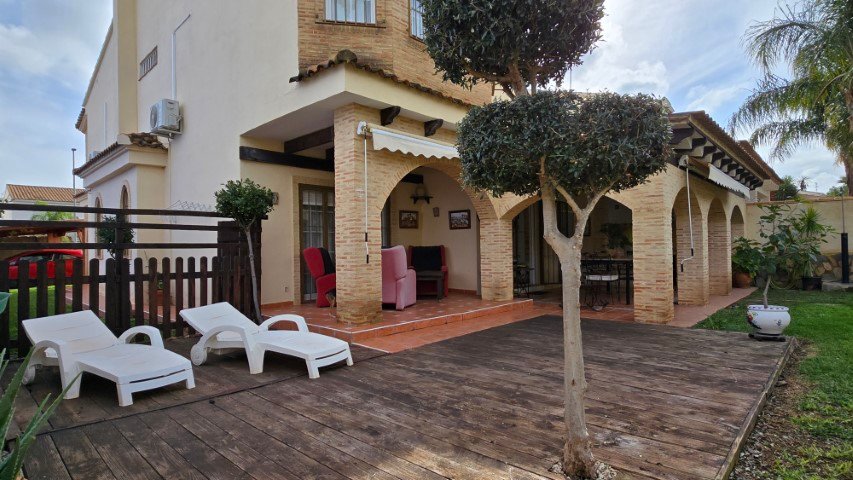 Property 2299 - Image 15