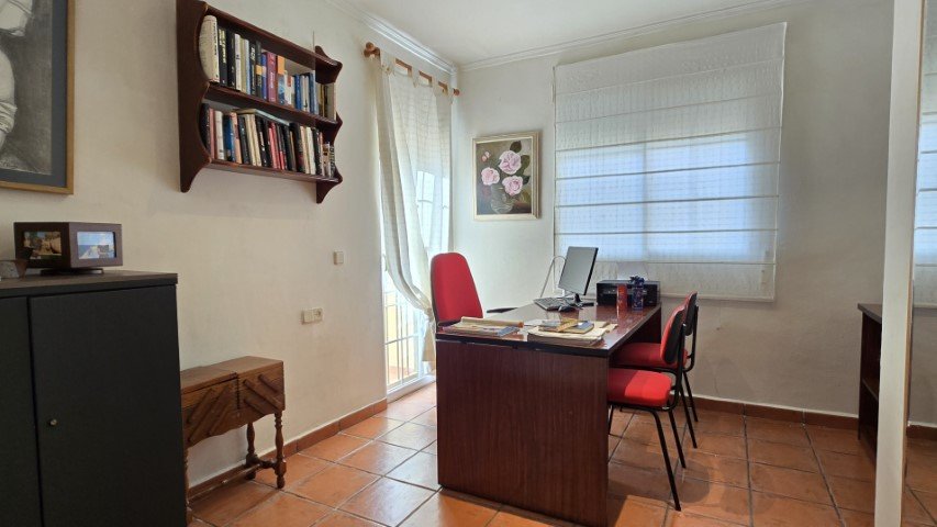 Property 2299 - Image 8