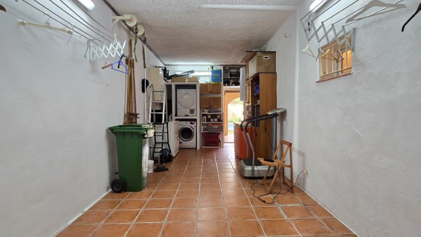 Property 2299 - Image 9