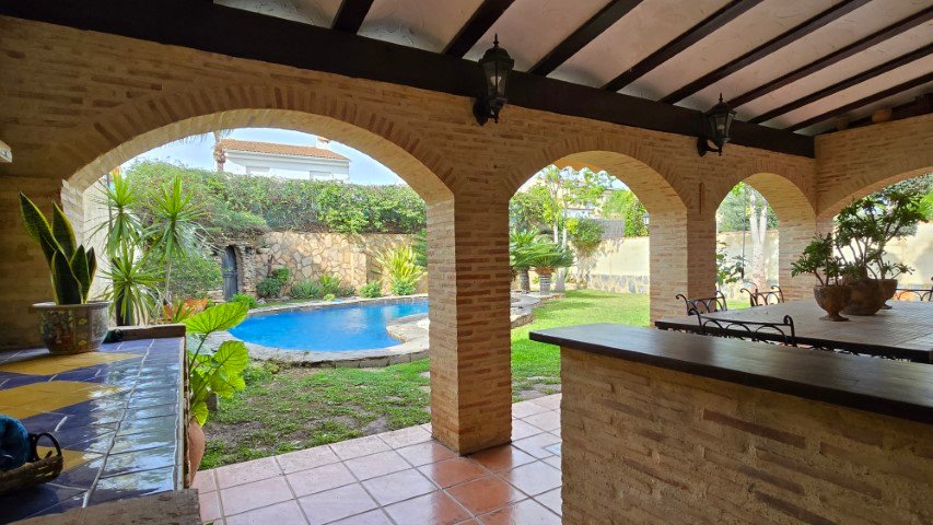 Property 2299 - Image 16