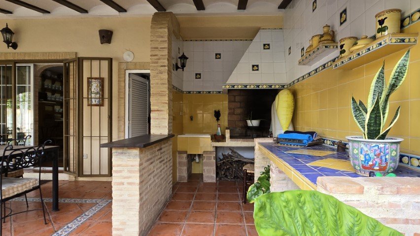 Property 2299 - Image 17