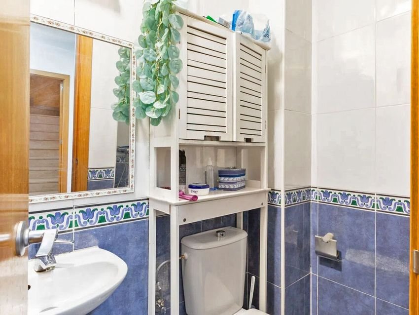 Property 2310 - Image 12