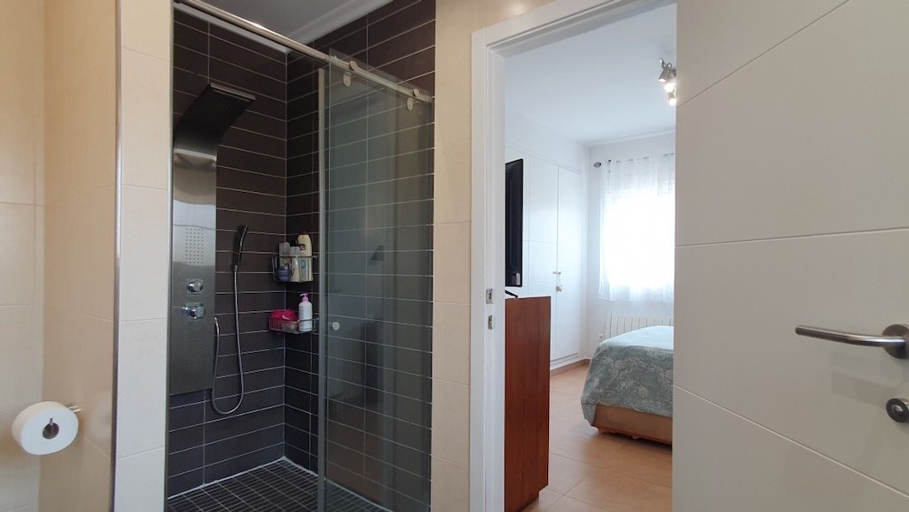 Property 2323 - Image 37