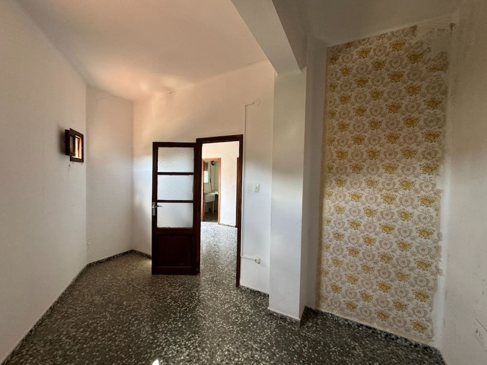 Property 2350 - Image 20