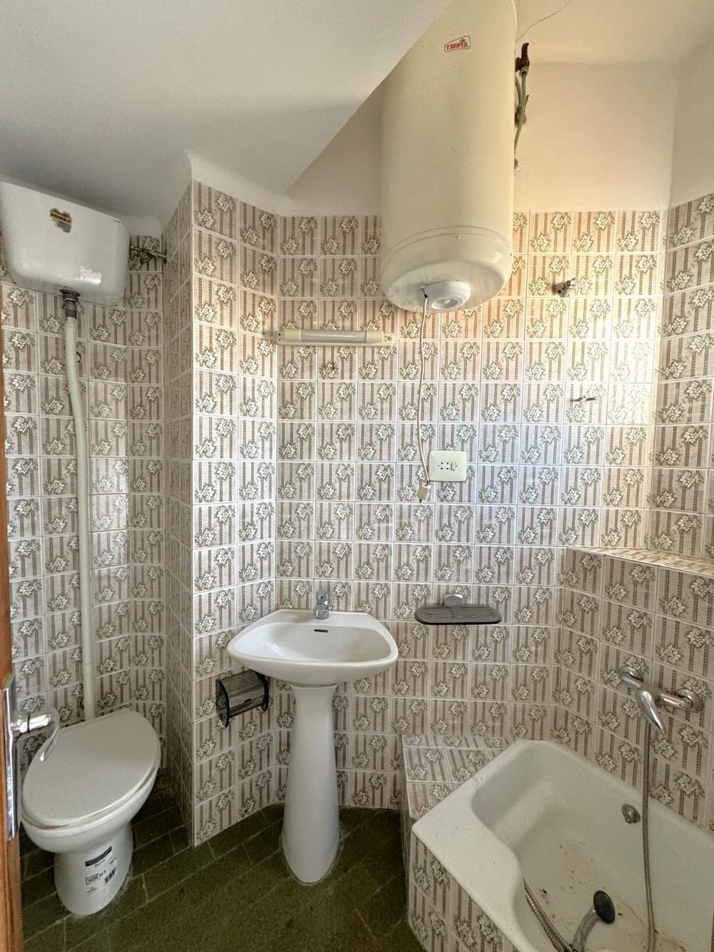 Property 2350 - Image 23