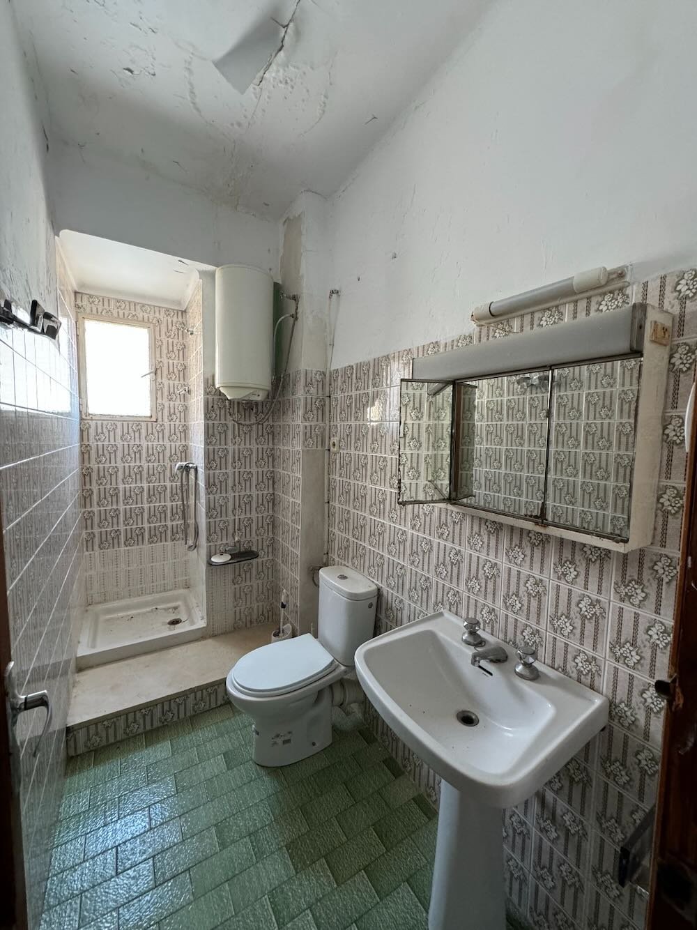 Property 2350 - Image 29