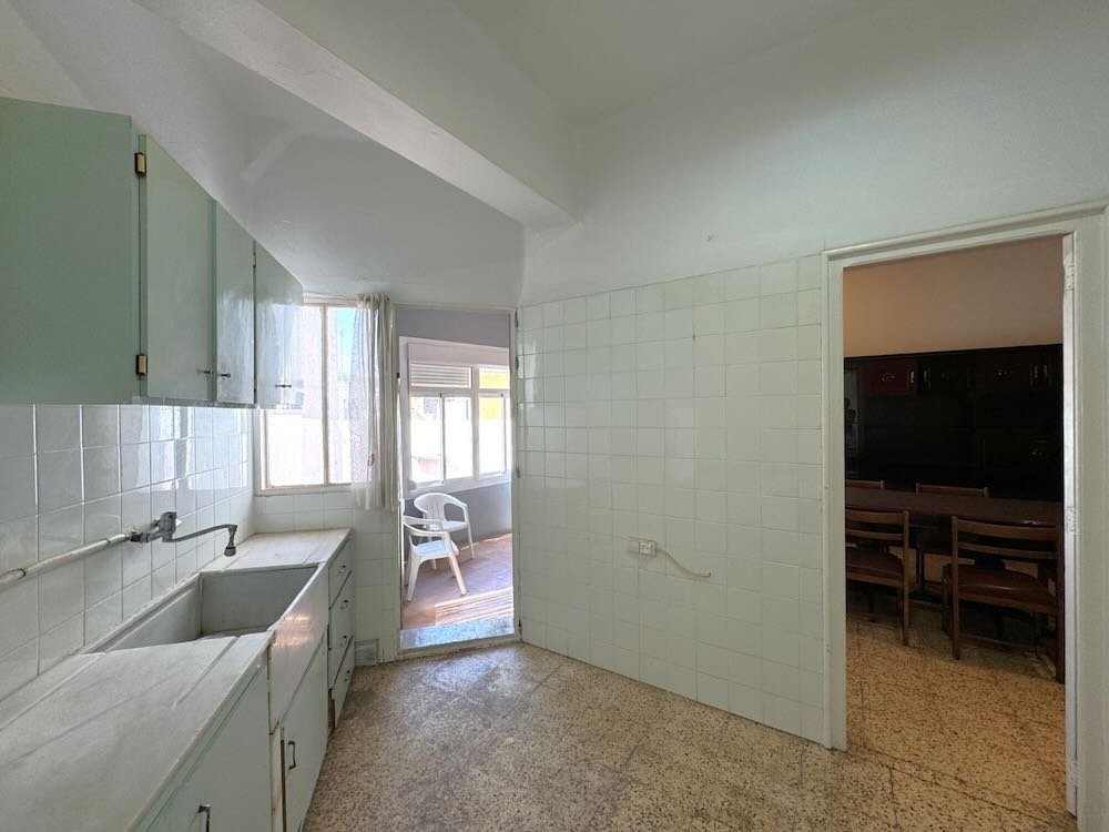 Property 2350 - Image 36