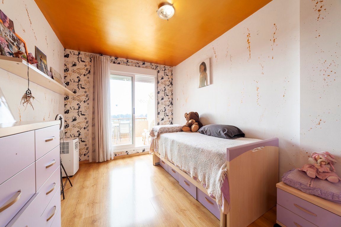 Property 2351 - Image 19