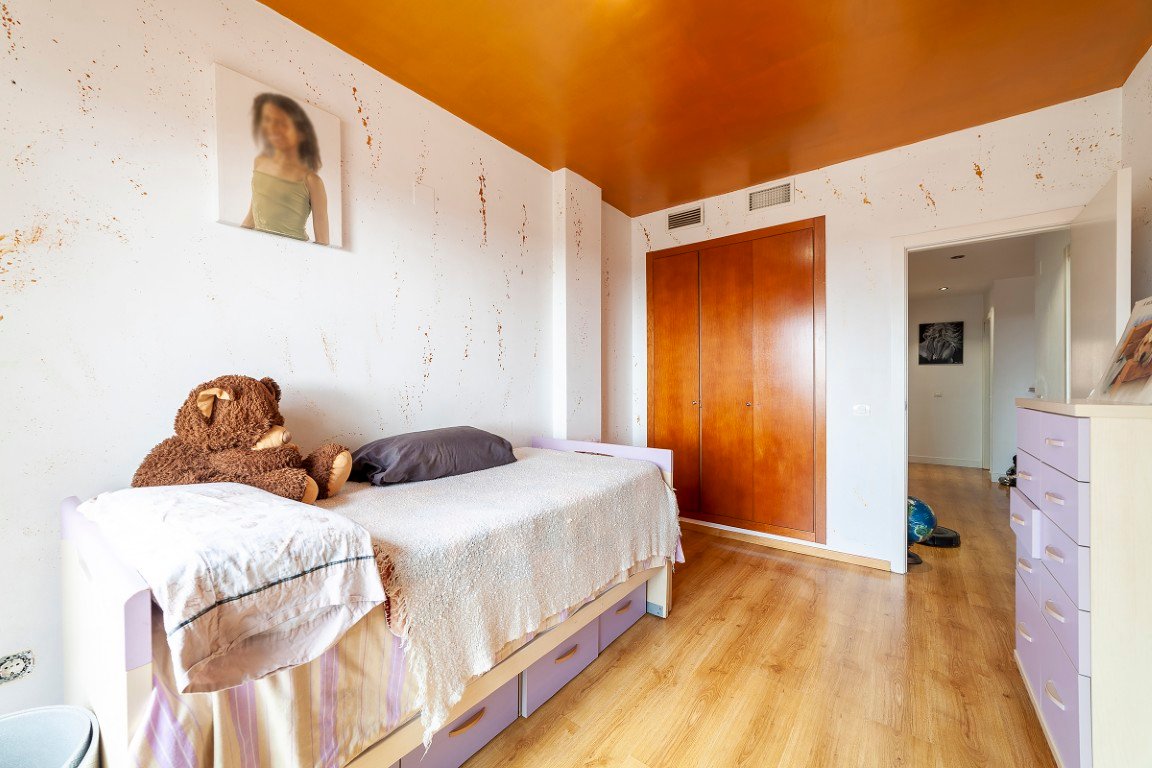 Property 2351 - Image 22