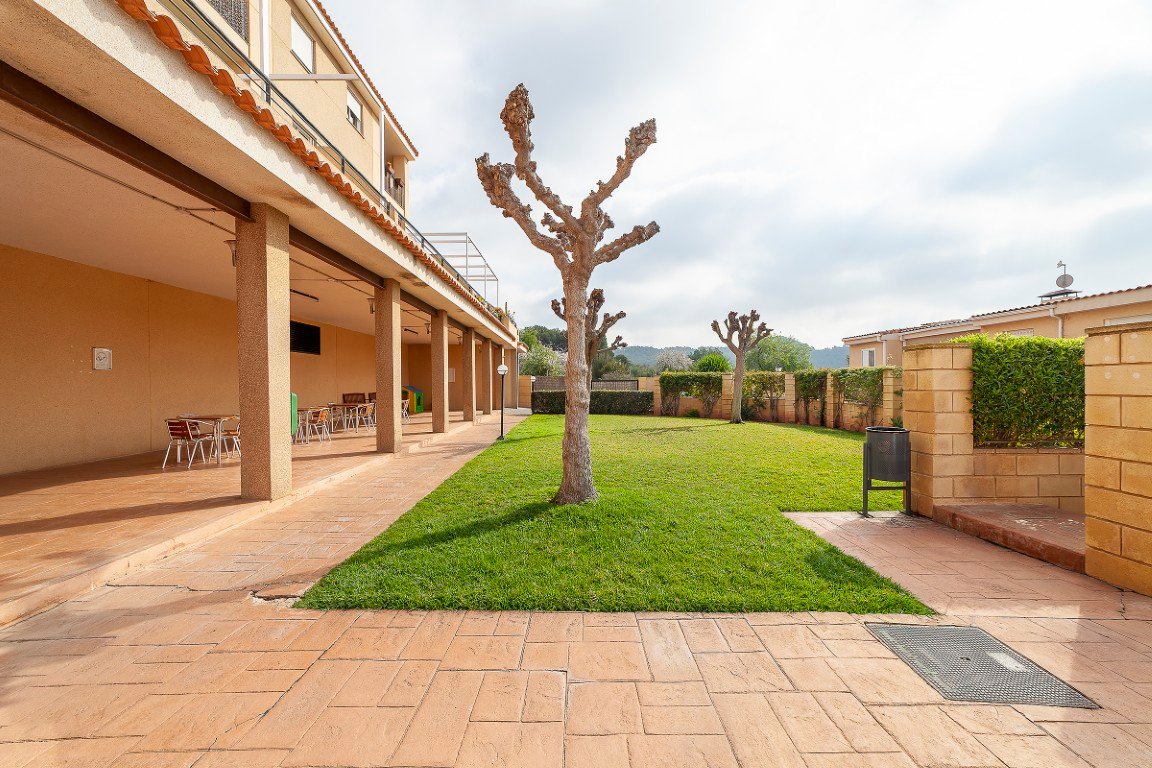 Property 2351 - Image 31