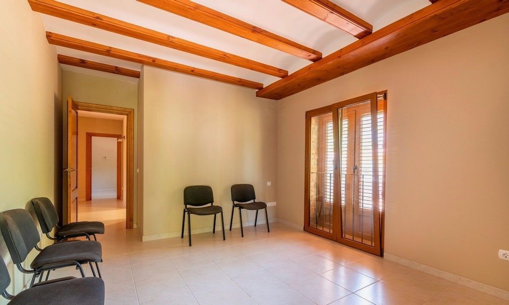 Property 2361 - Image 23