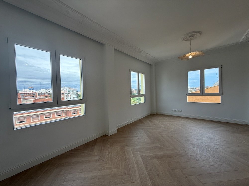 Property 2364 - Image 17