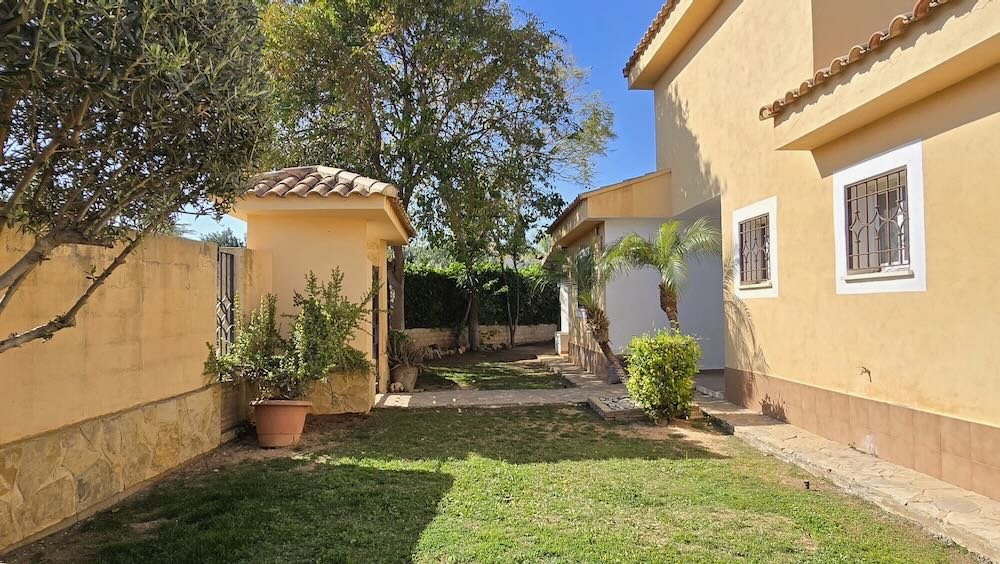 Property 2374 - Image 25