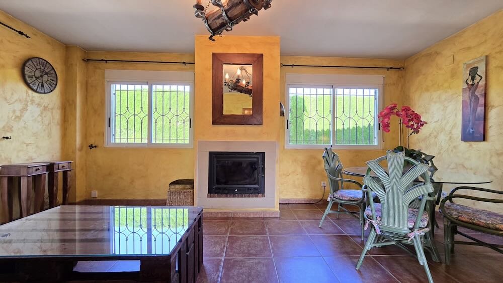 Property 2374 - Image 29