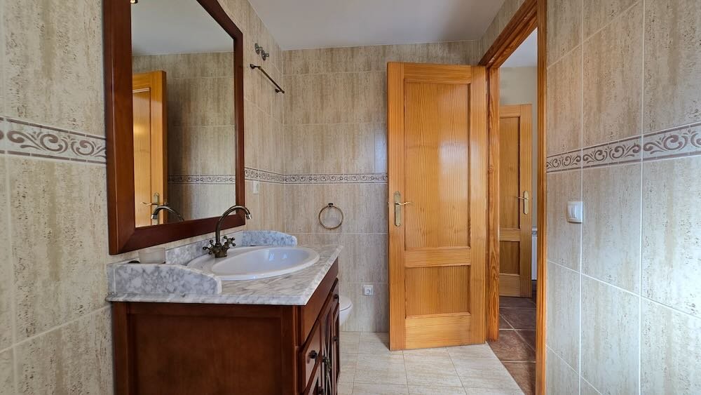 Property 2374 - Image 53