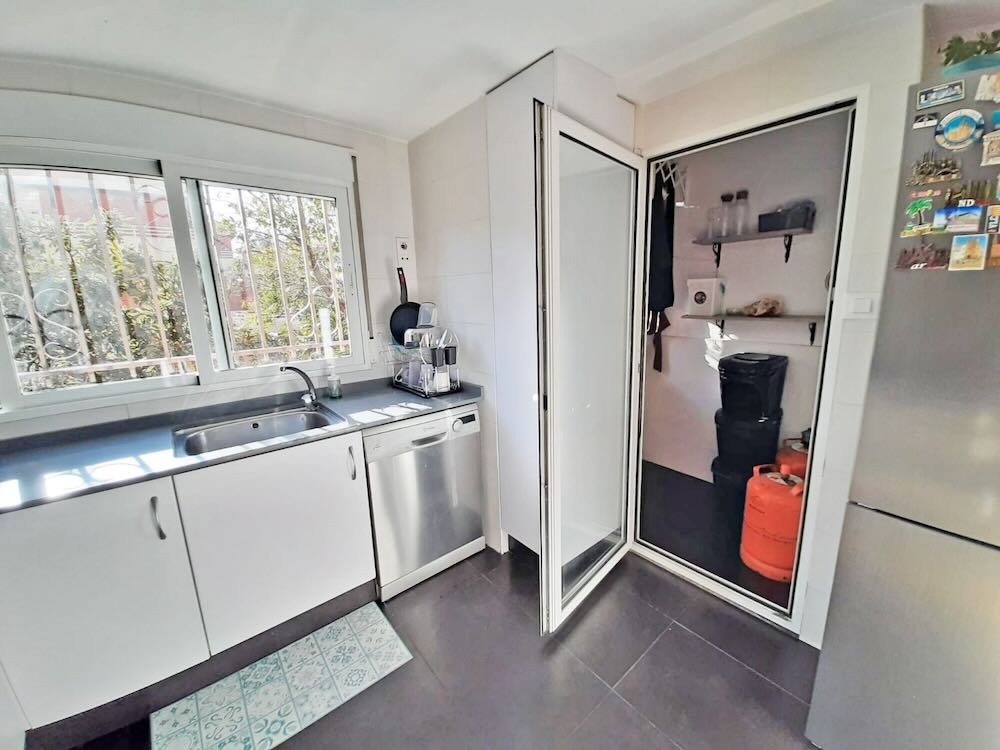 Property 2379 - Image 2