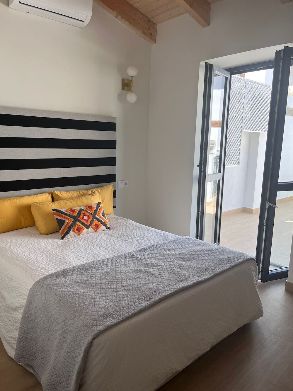 Property 2380 - Image 21