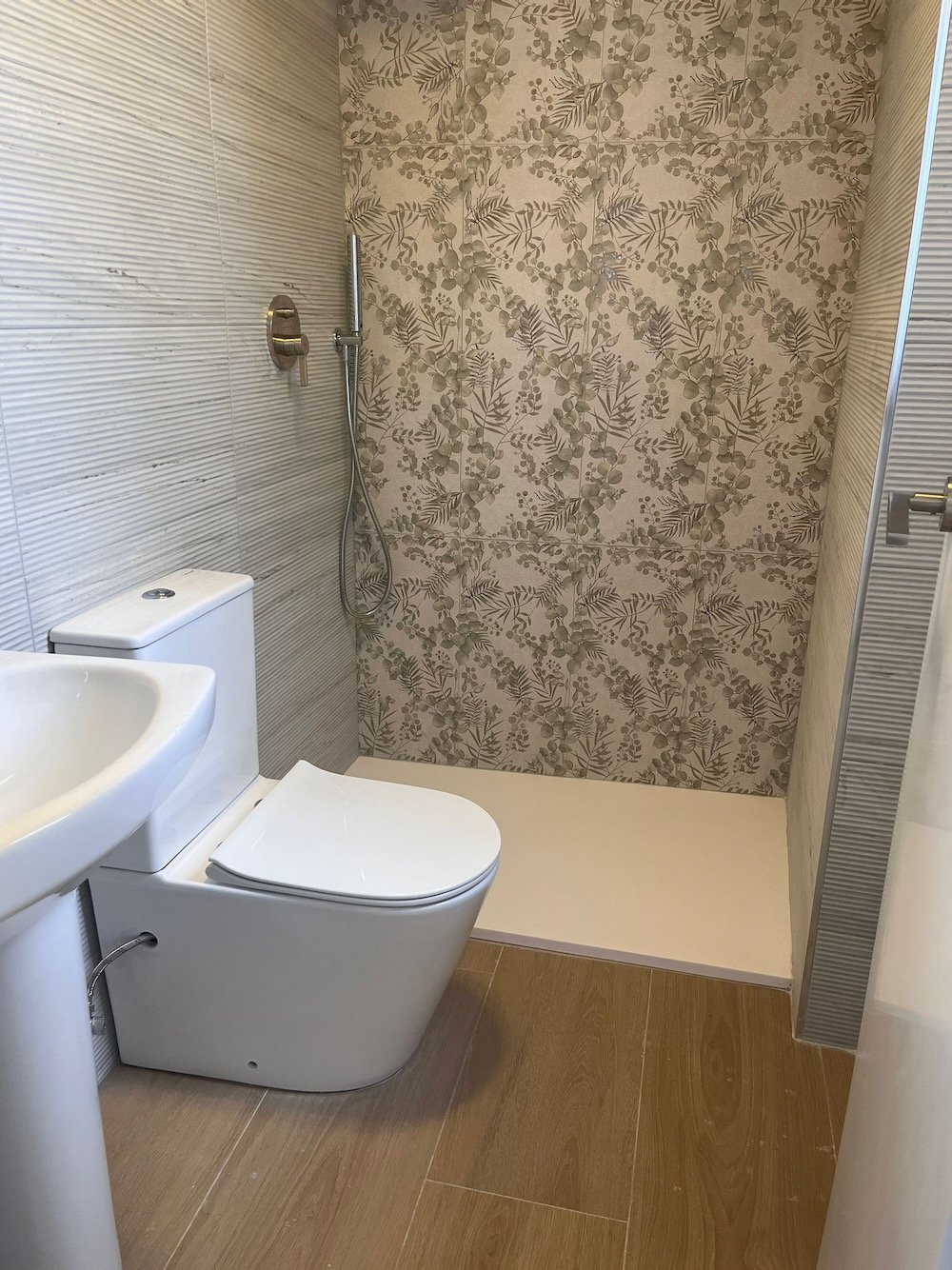 Property 2380 - Image 25