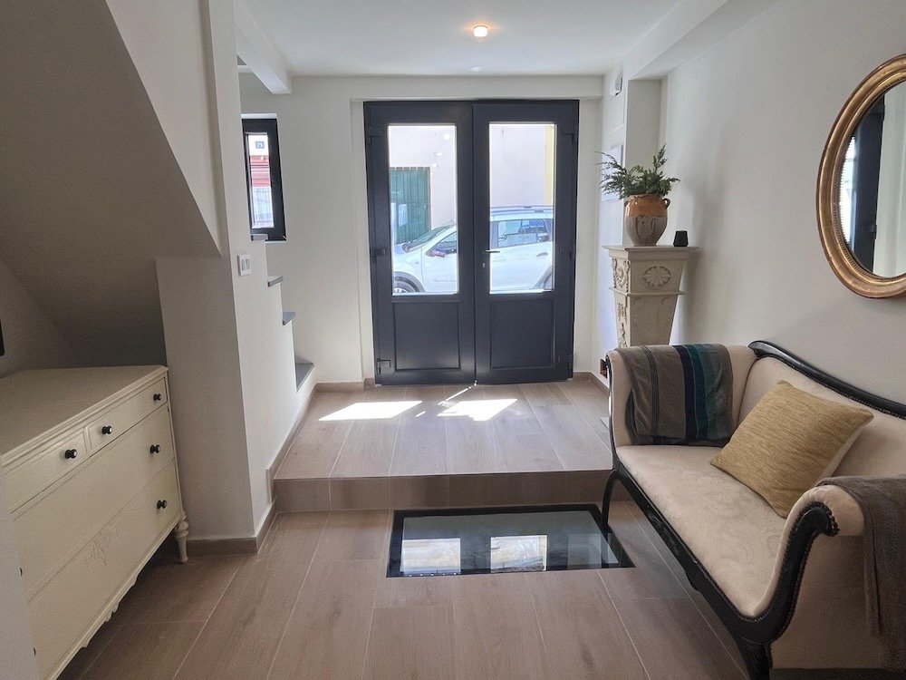 Property 2380 - Image 3