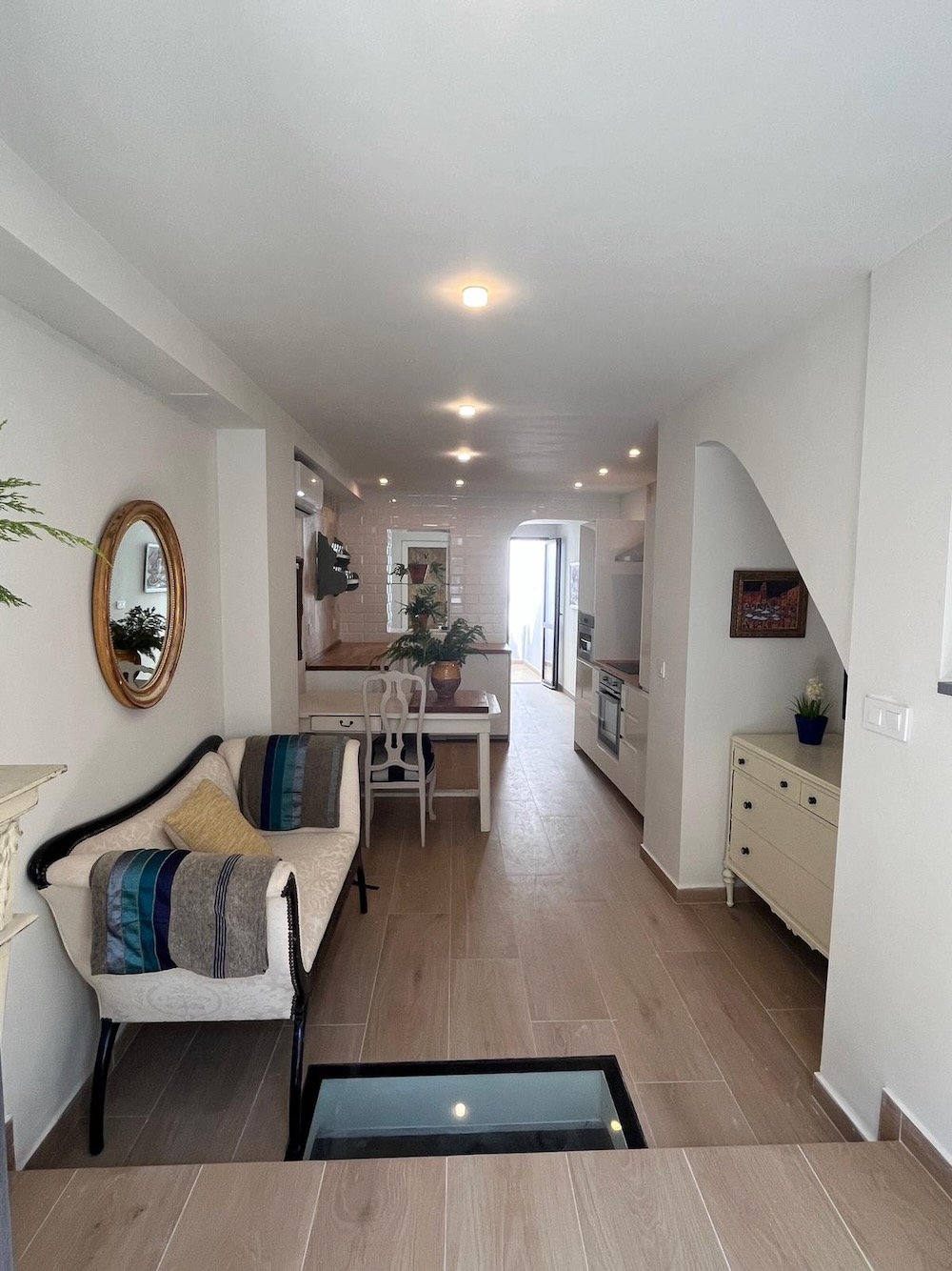 Property 2380 - Image 28