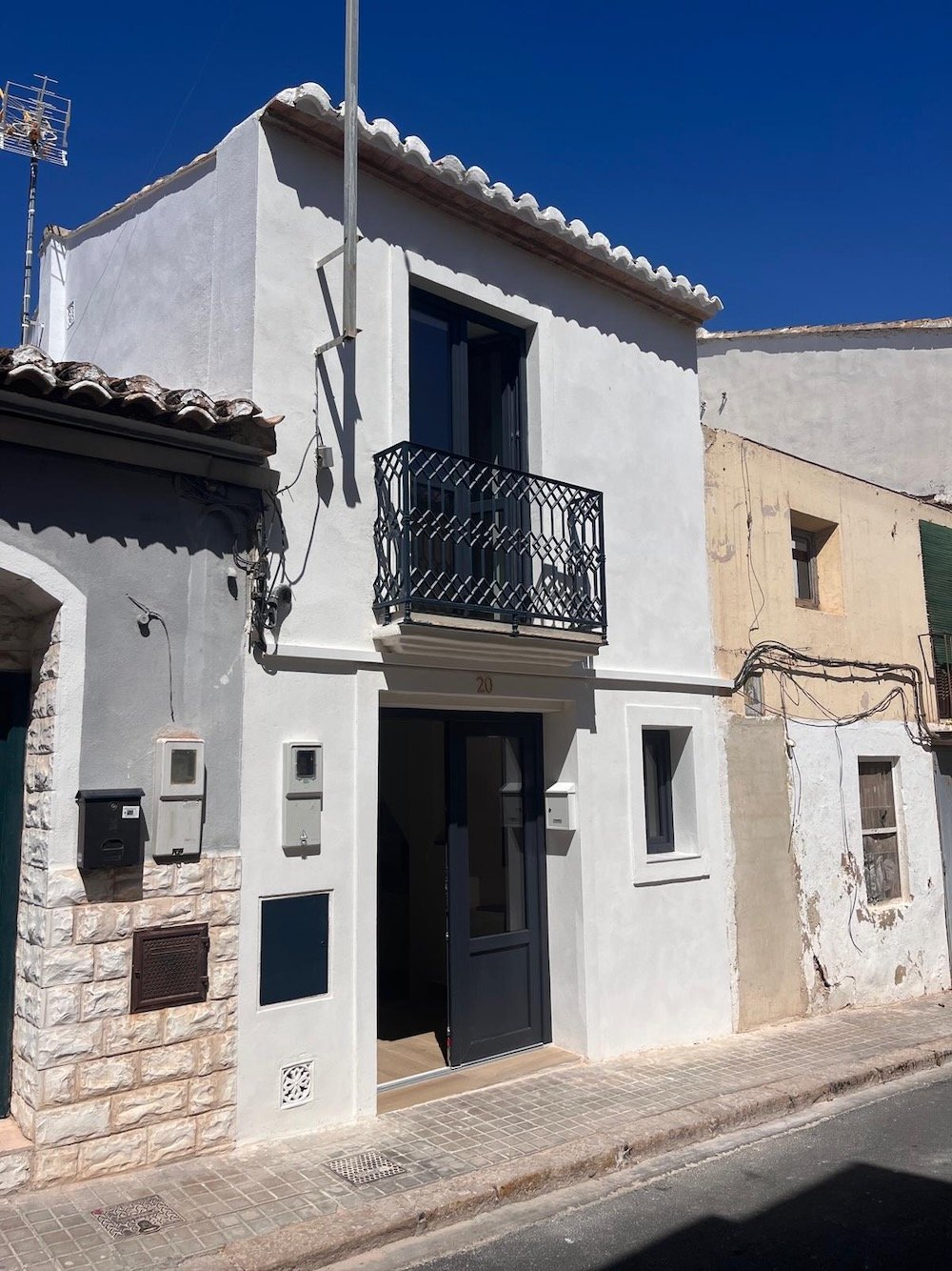 Property 2380 - Image 29