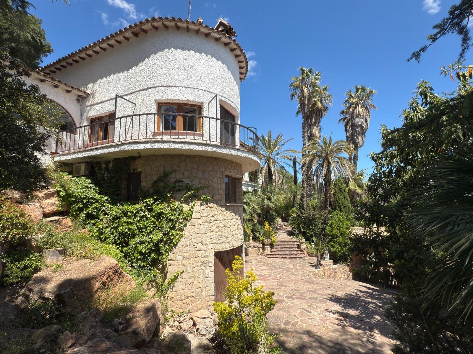 Property 2381 - Image 5