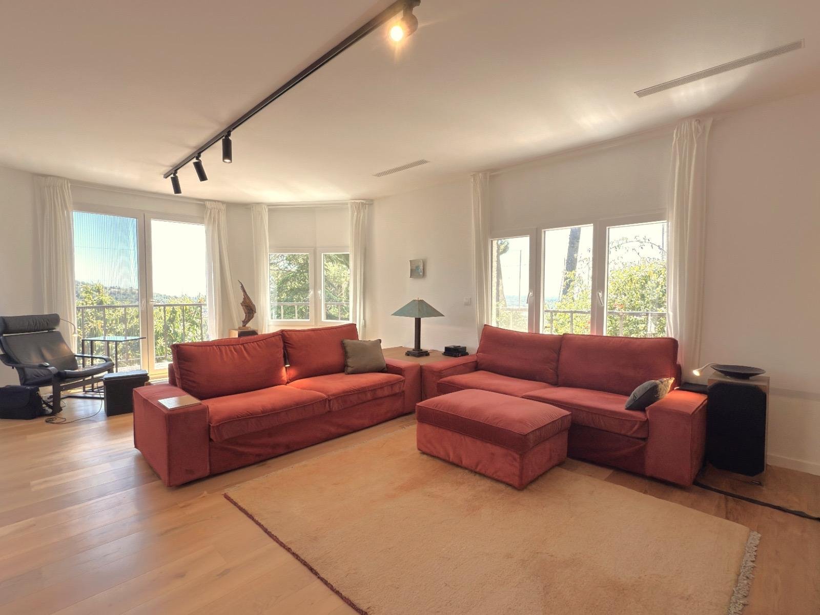 Property 2381 - Image 19