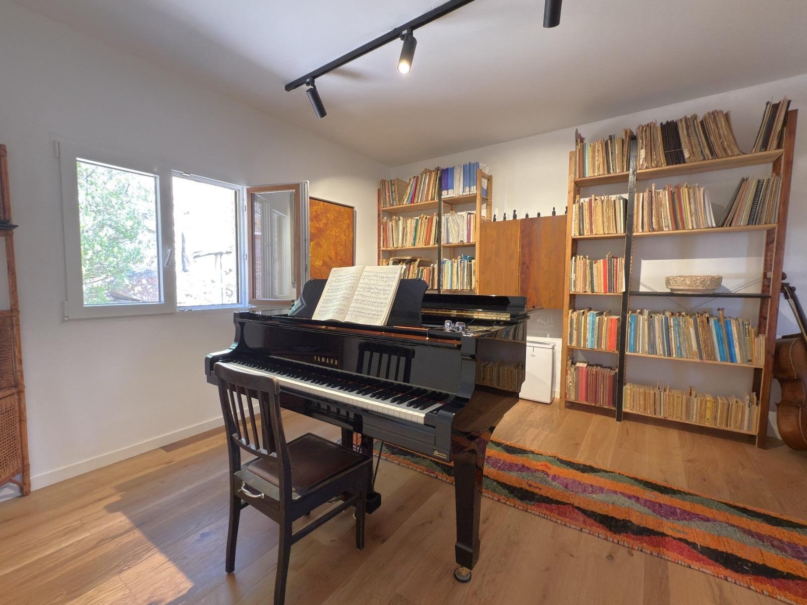 Property 2381 - Image 34