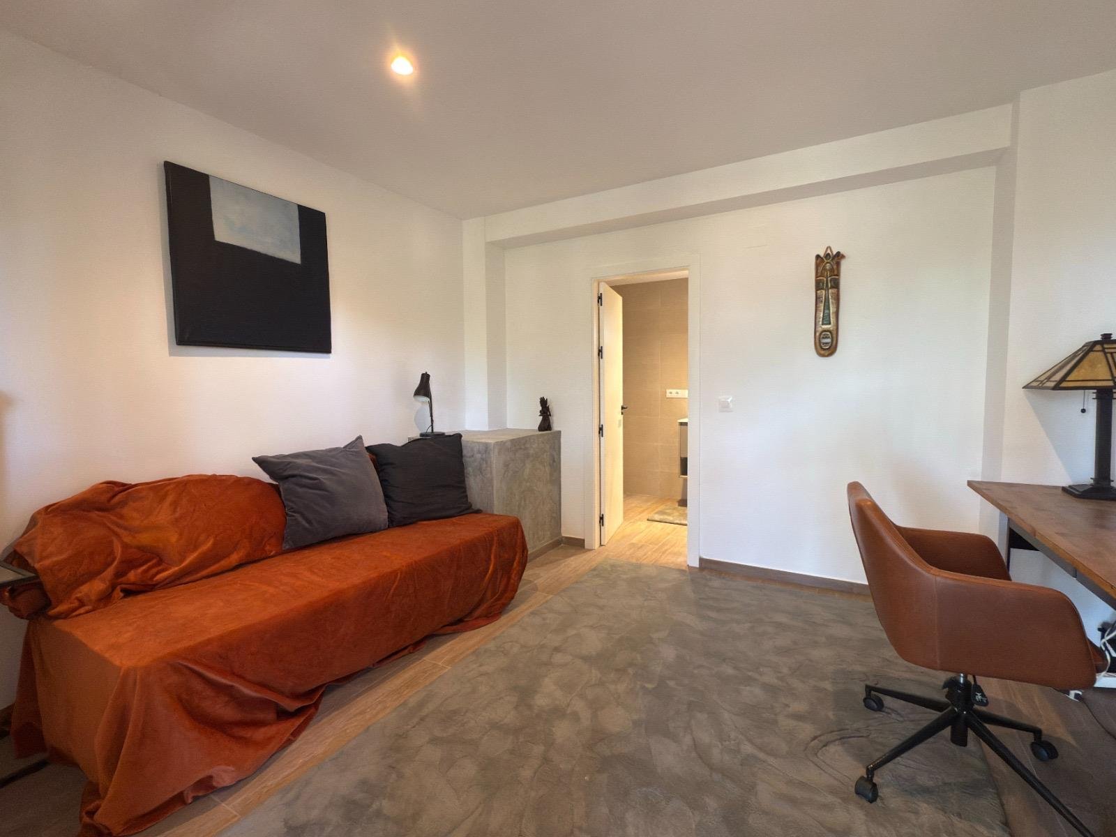 Property 2381 - Image 42