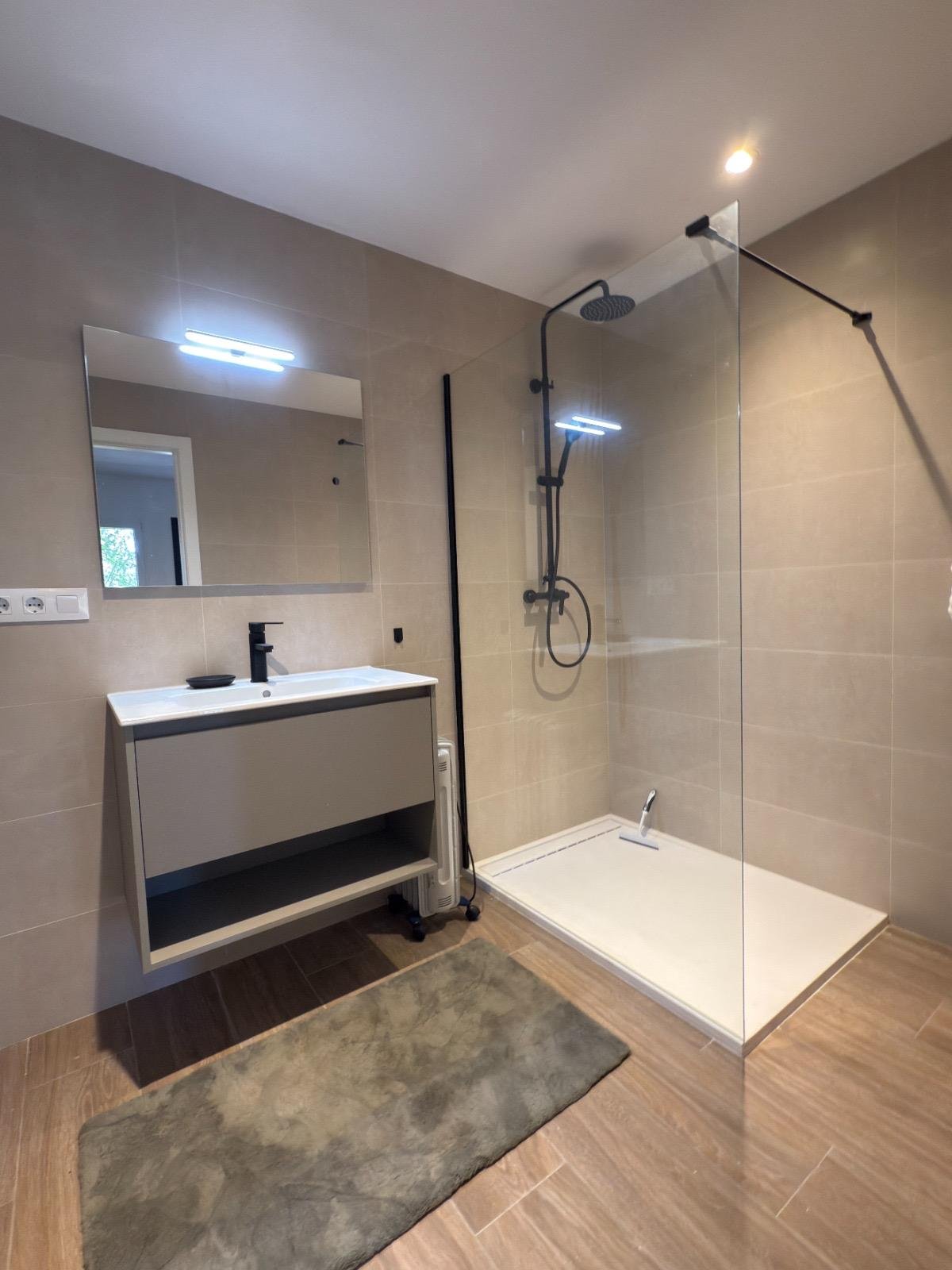 Property 2381 - Image 43