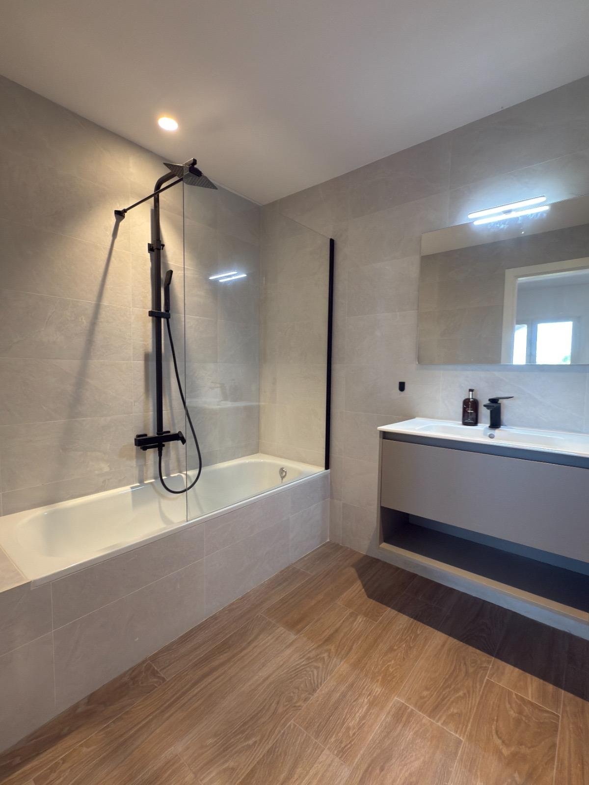 Property 2381 - Image 46