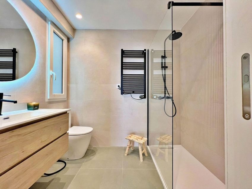 Property 2388 - Image 16