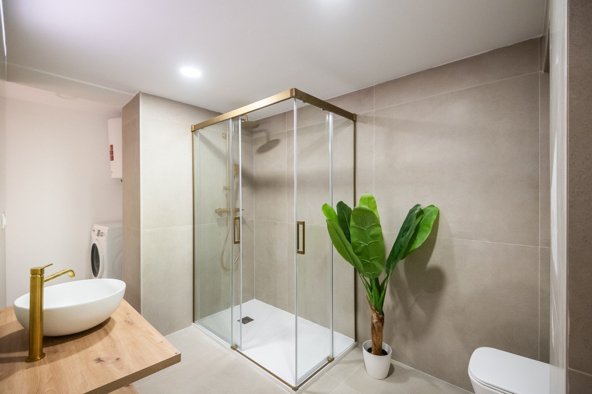 Property 2393 - Image 15