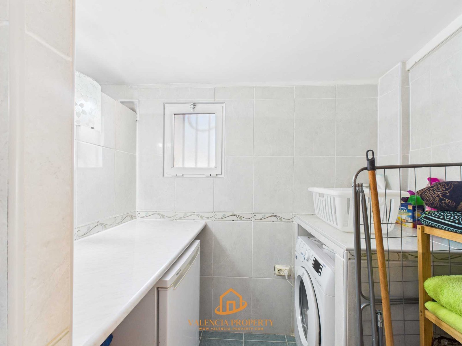 Property 2396 - Image 19