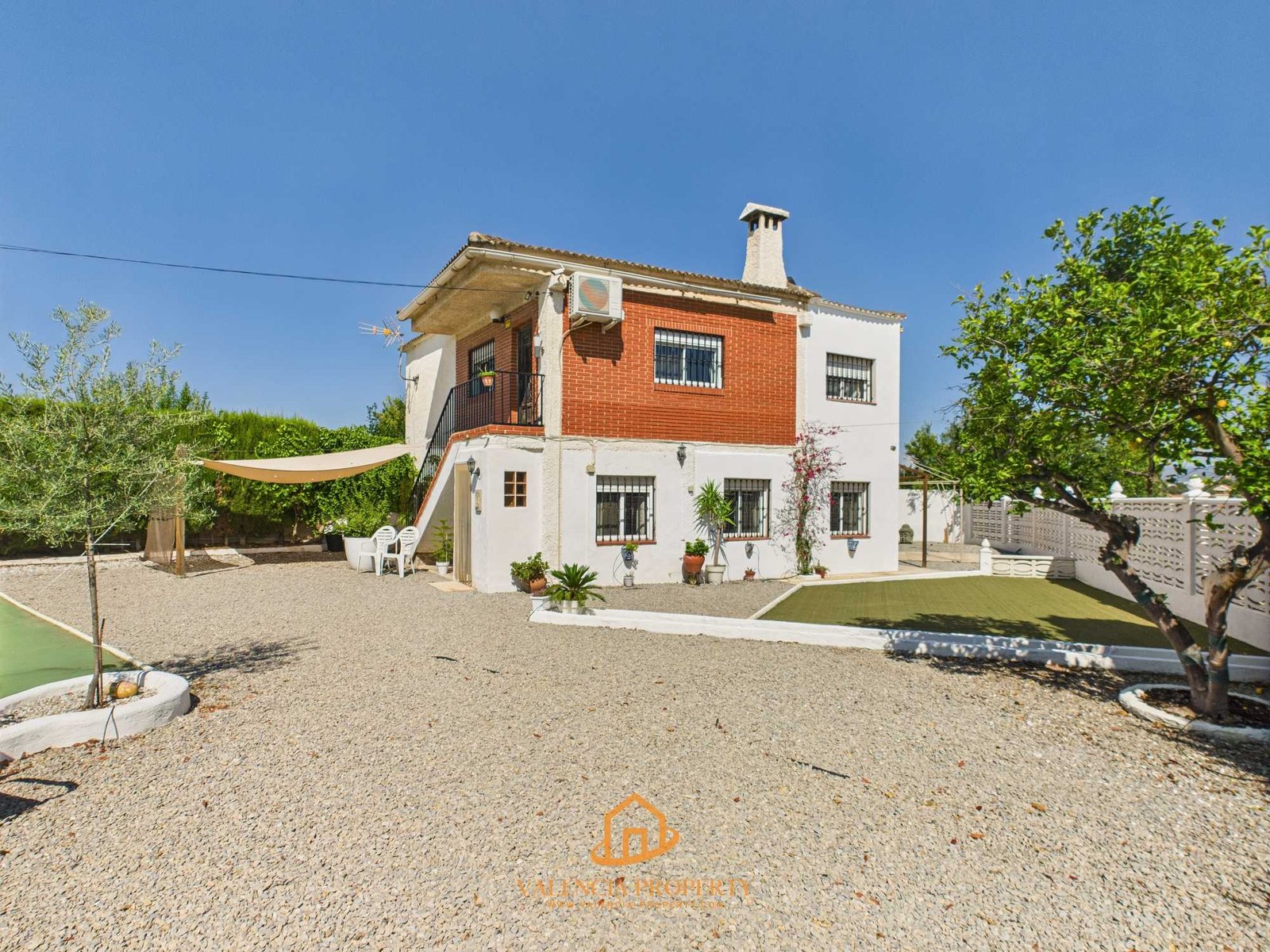 Property 2396 - Image 2