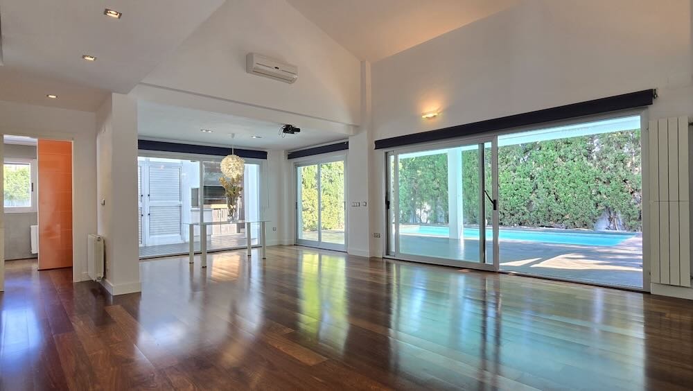 Property 2399 - Image 14