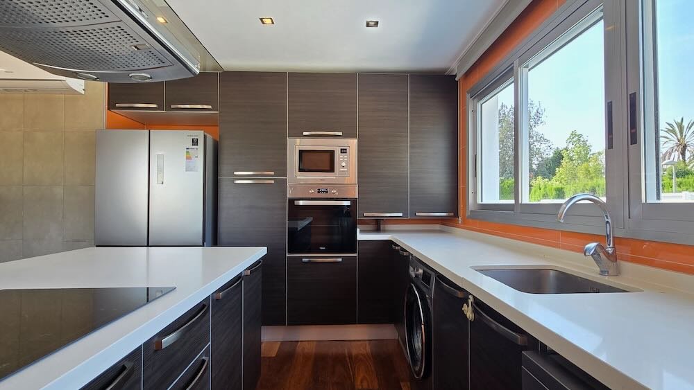 Property 2399 - Image 21