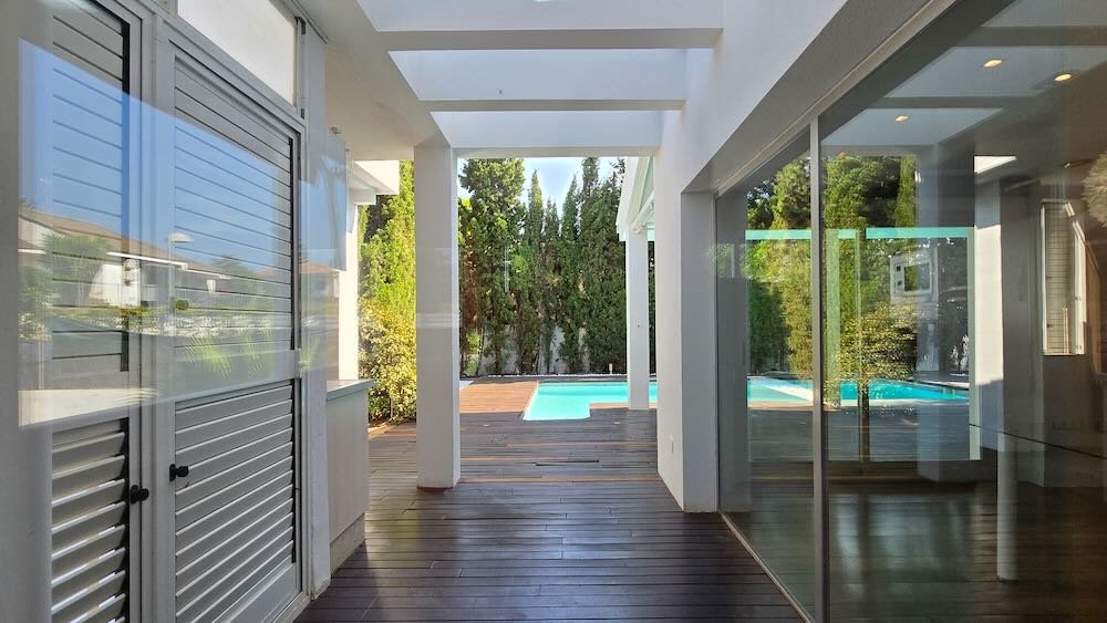 Property 2399 - Image 24